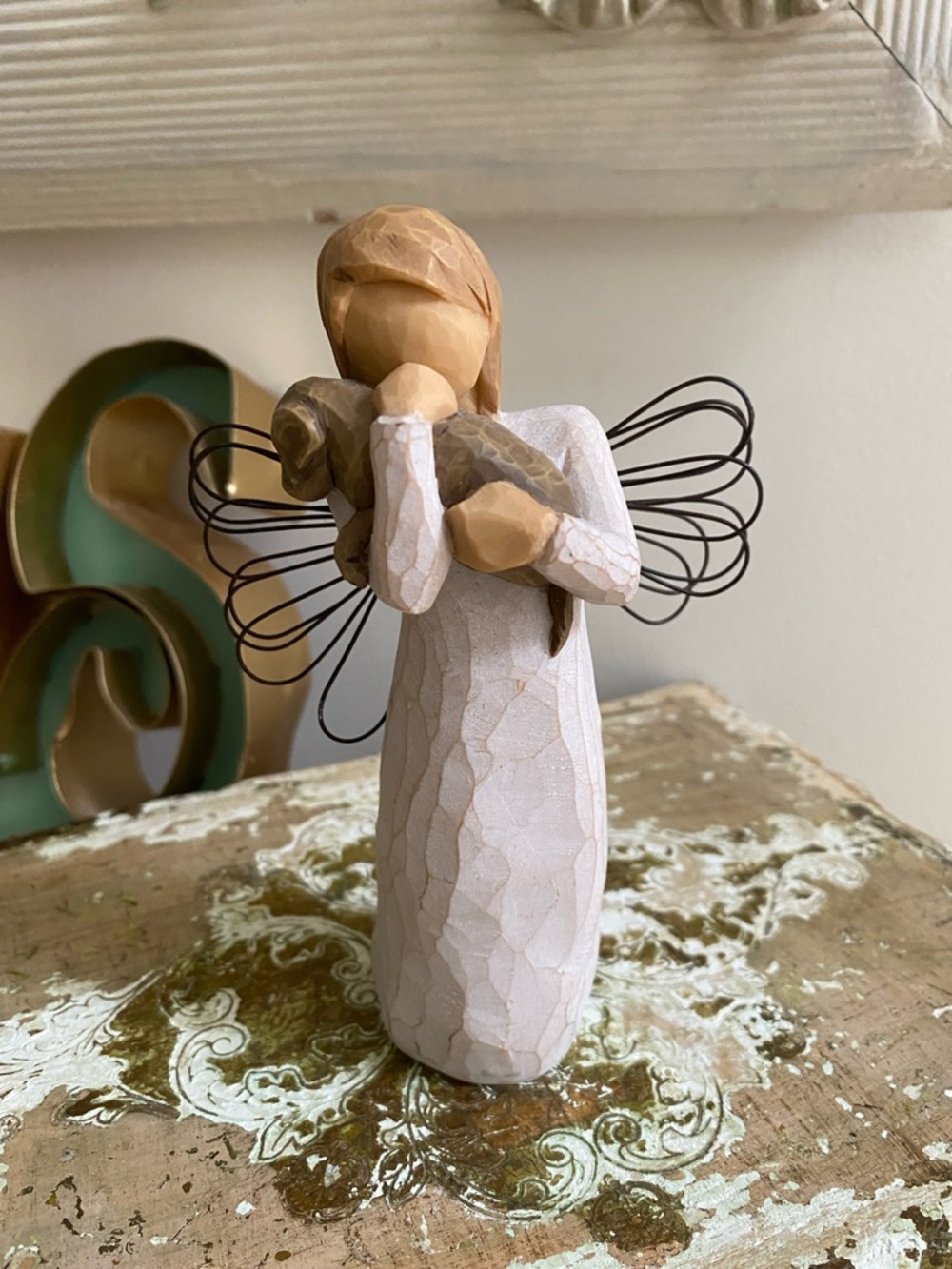 WILLOW TREE Angel of Friendship